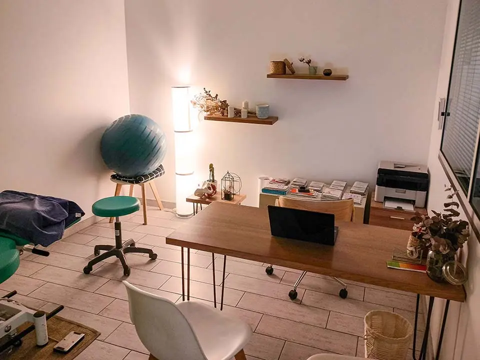 Salle de consultation de l'ostéopathe Maxime Segalini à Noisy-le-Grand